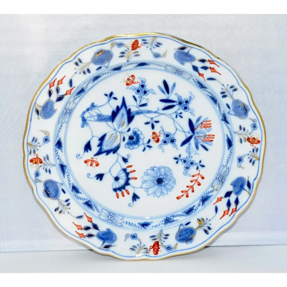 Meissen Zwiebelmuster Crossed Swords Blue Onion Royal Red & Gold Guild Plate